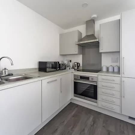 Stylish And Bright 2 Bed Apartment In Ashford Ashford  Exterior photo