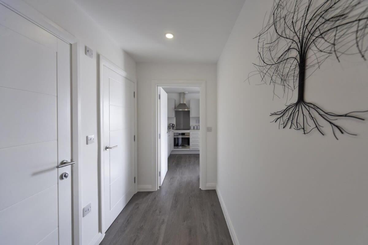 Apartment Stylish And Bright 2 Bed In Ashford *